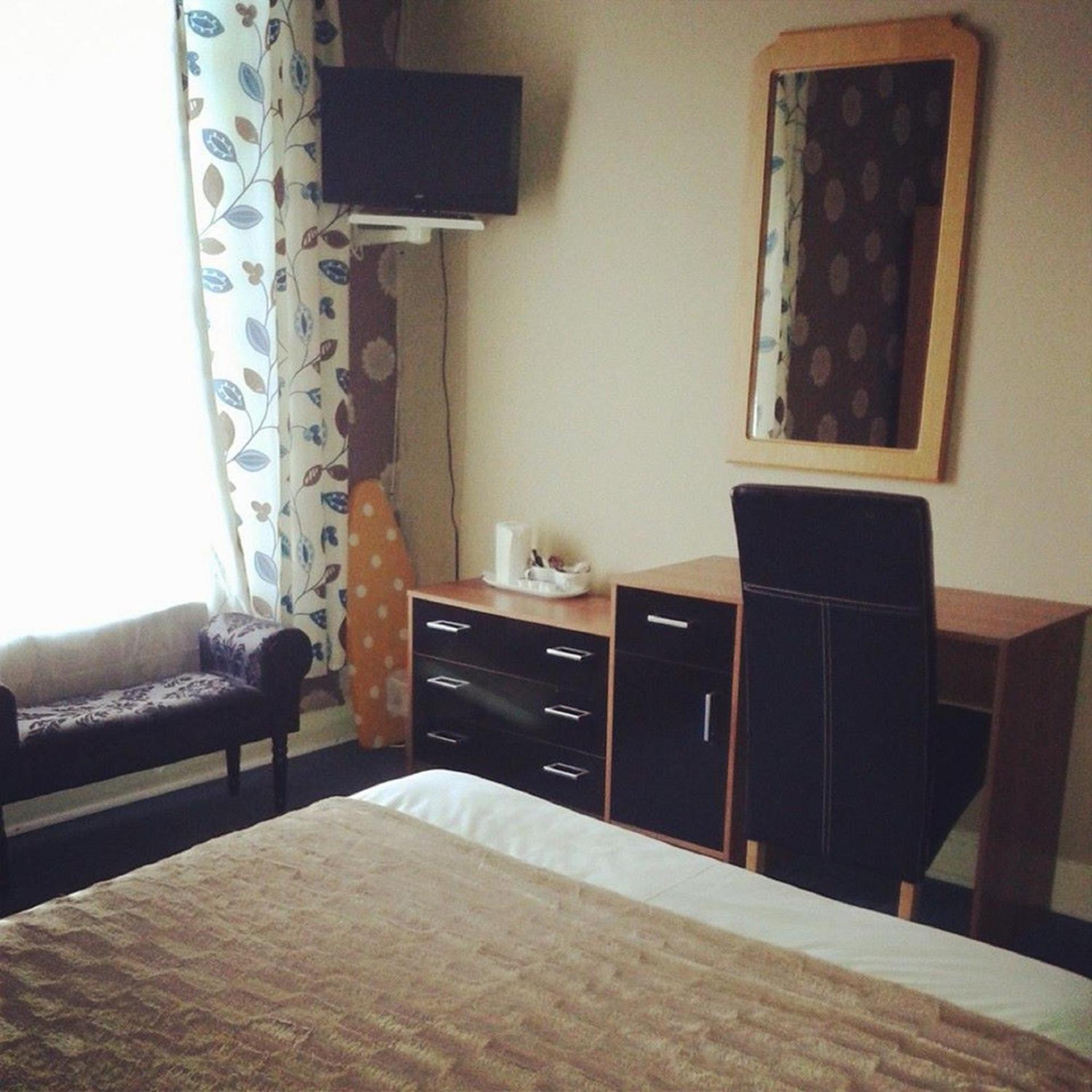 Amber Guesthouse Derby Chambre photo